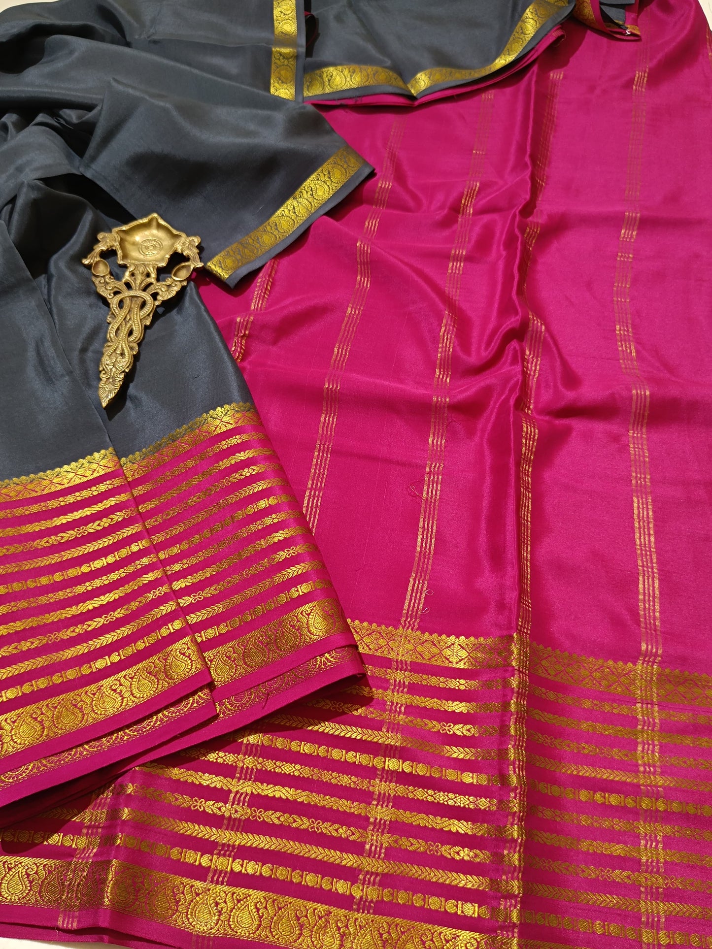 Mysore Crepe Silk Sarees - Trendy Borders