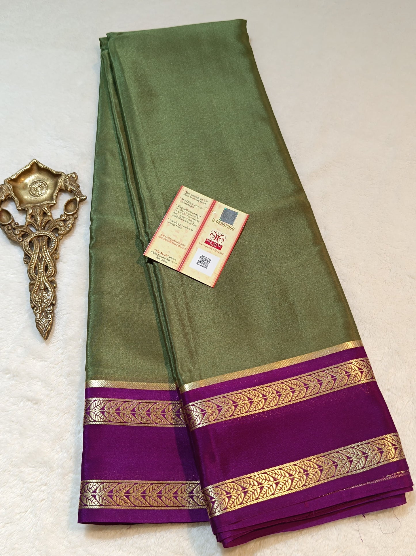 Mysore Crepe Silk Sarees - Trendy Borders