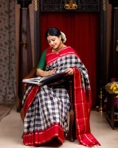 Kanchipuram Silk Sarees - Black/White Checked - SK001