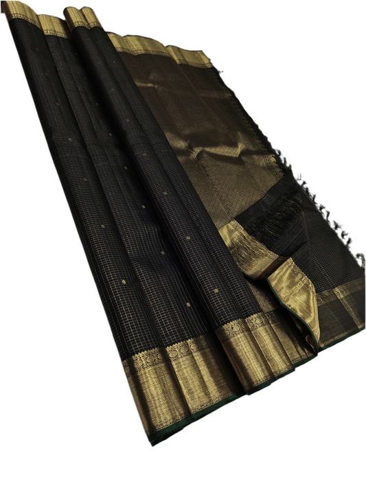 Kanchipuram Silk Saree Vaira Oosi Pattern - Black - SK004