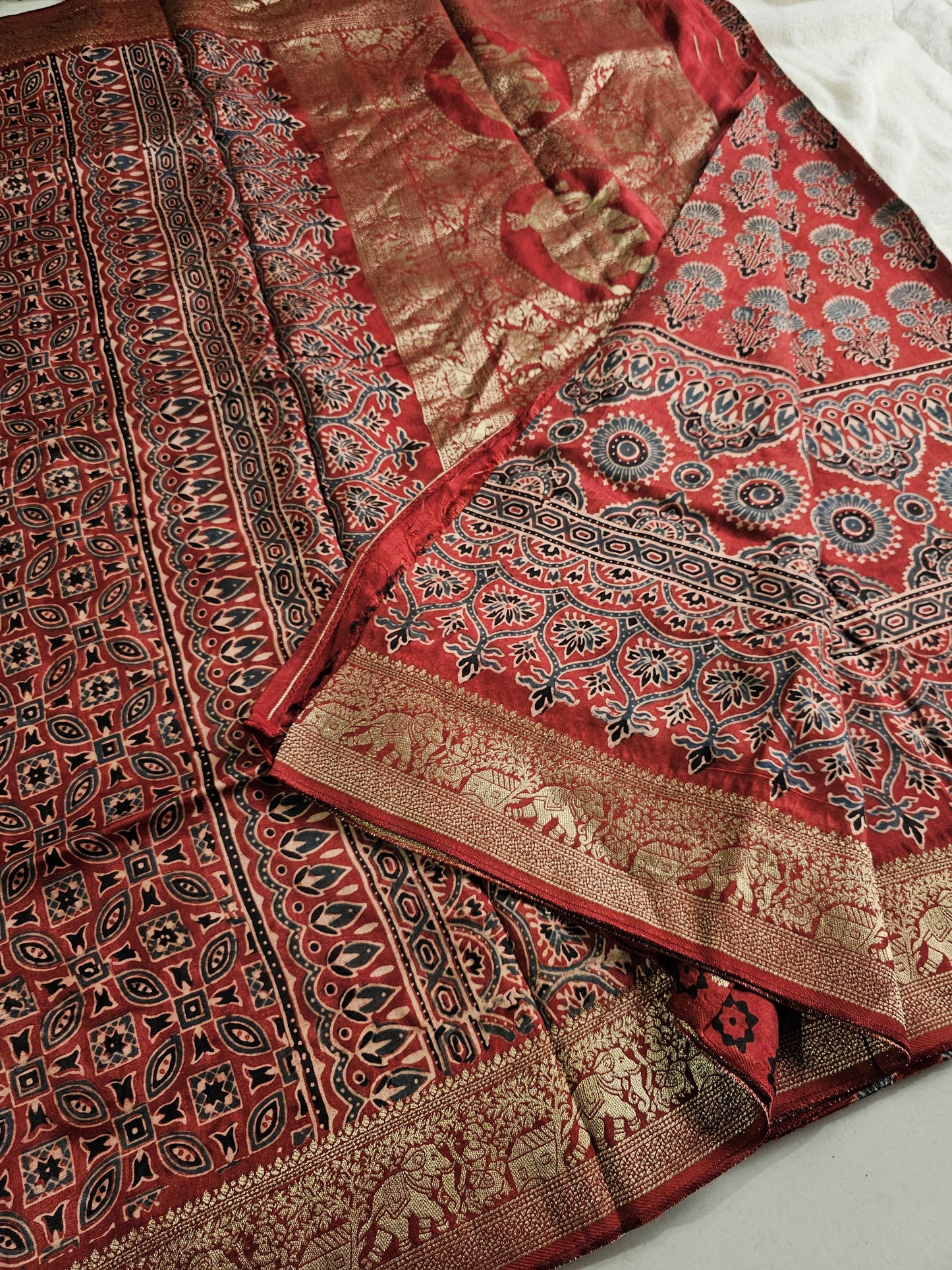 Ajrakh Handcrafted Saree - Red 3